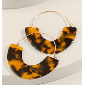 Francesca’s Janeane Tortoise Hoops Tortoiseshell